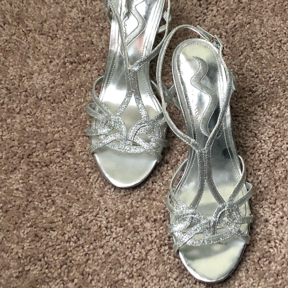 🔥Nina🔥Silver Heels - Picture 1 of 8